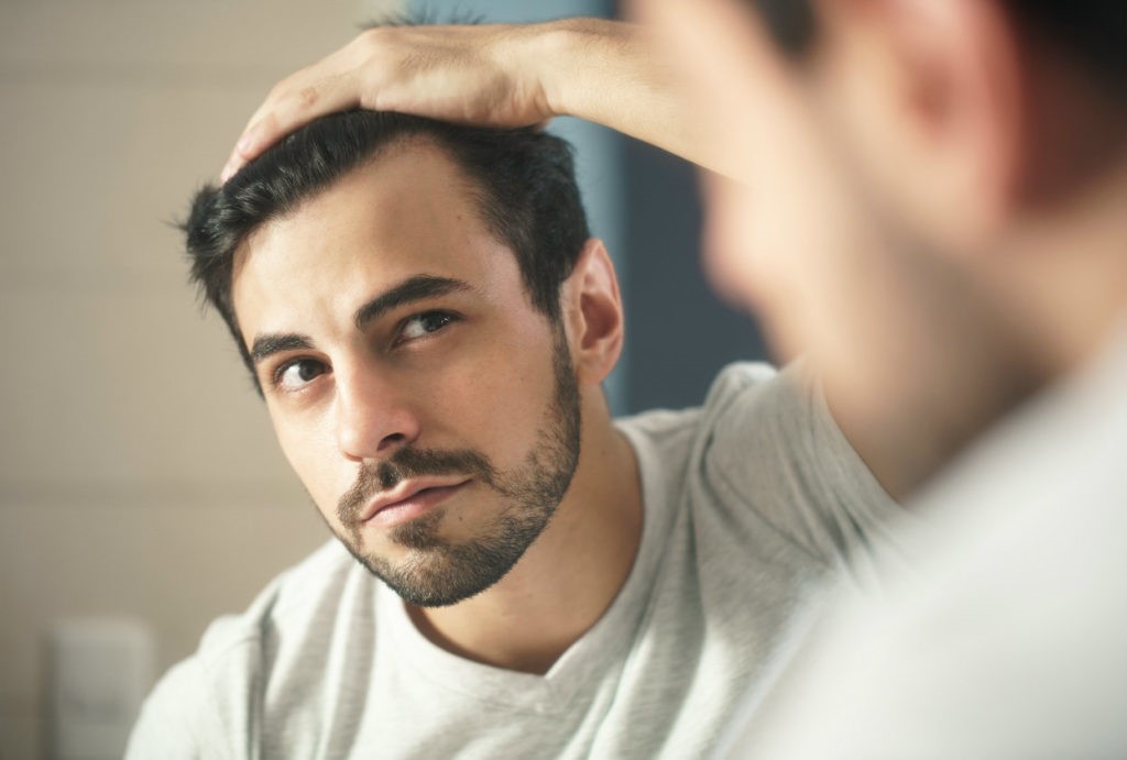 Greffe de cheveux: protégez bien vos cheveux après la procédure