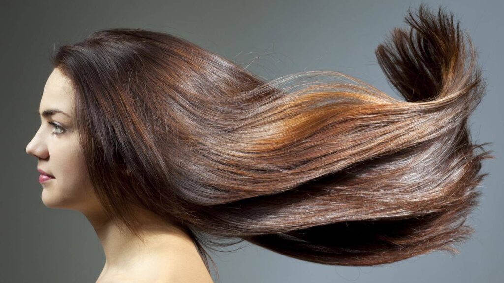 BIOTIN: WHAT IS IT AND HOW DOES IT AFFECT HAIR?